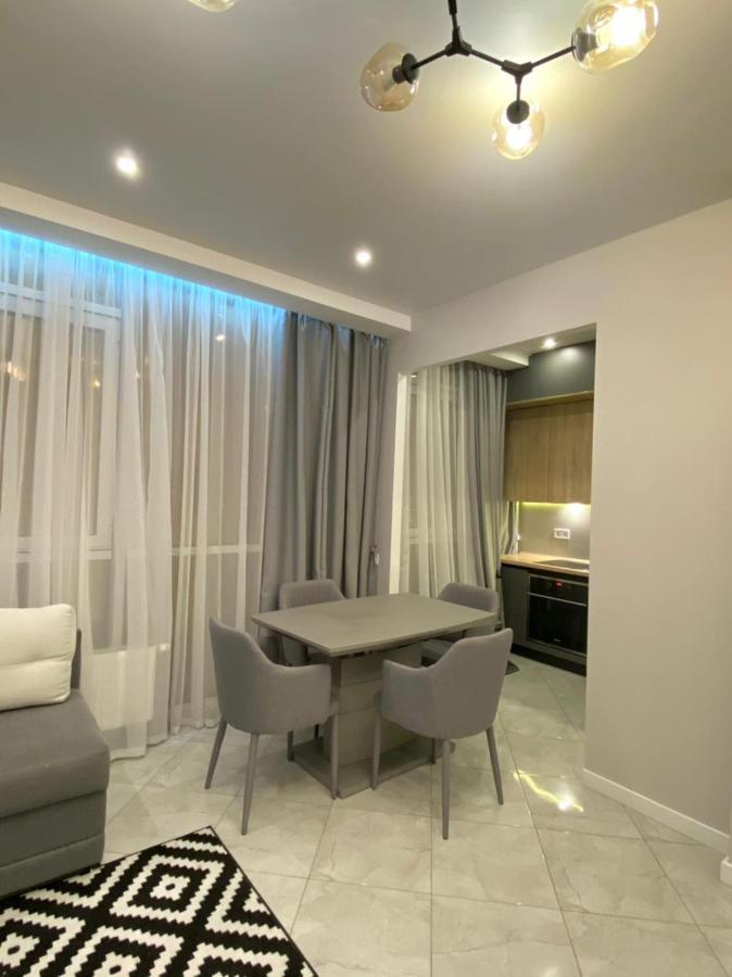 Vip Apartment In Odessa 외부 사진