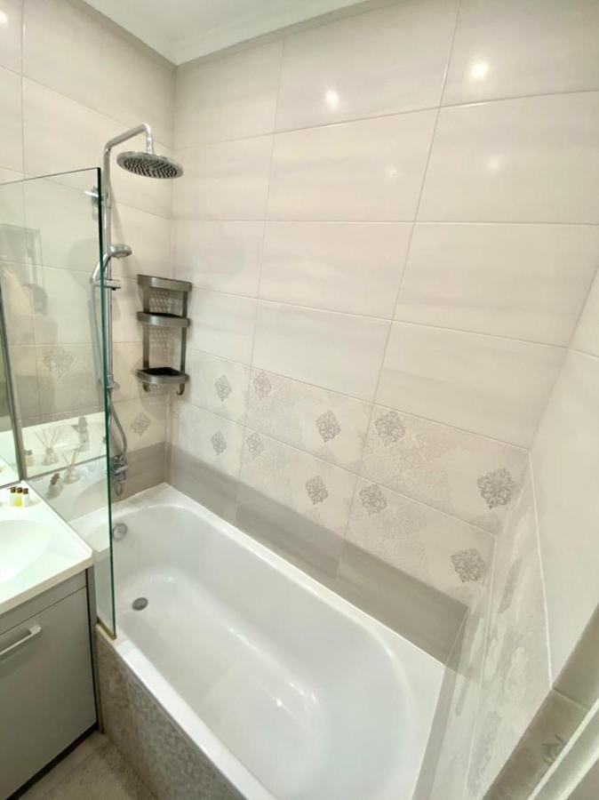 Vip Apartment In Odessa 외부 사진