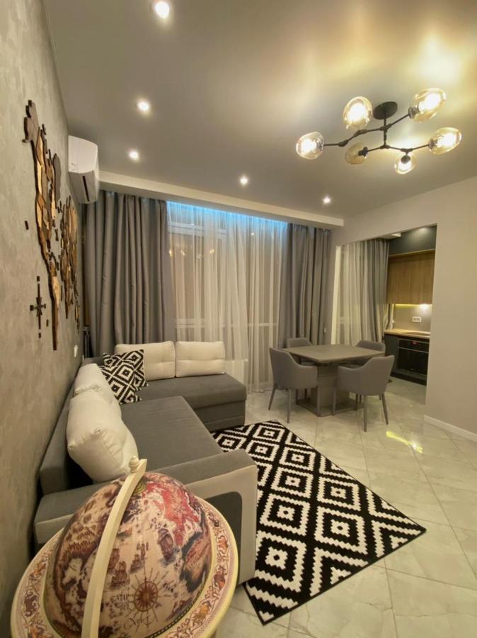 Vip Apartment In Odessa 외부 사진