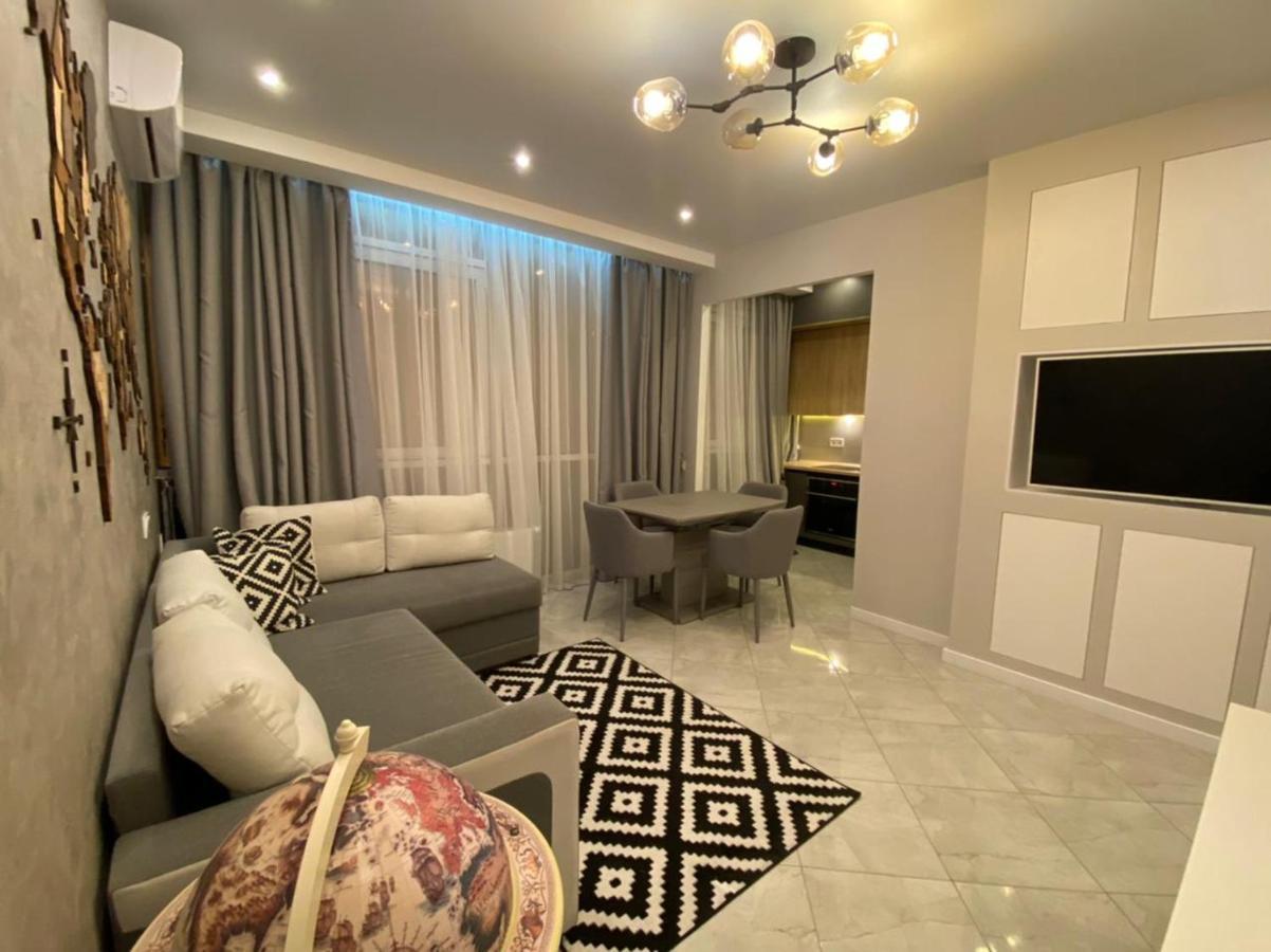 Vip Apartment In Odessa 외부 사진